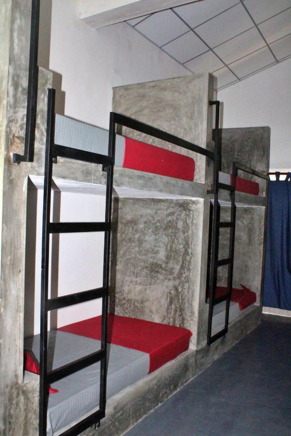 Pranaya Hiriketiya Hostel Dikwella Luaran gambar